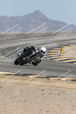 media/Oct-02-2025-Racers Edge (Thu) [[2c91cb6ab3]]/2-A Group/Session 5-Turn 12 (130pm)/